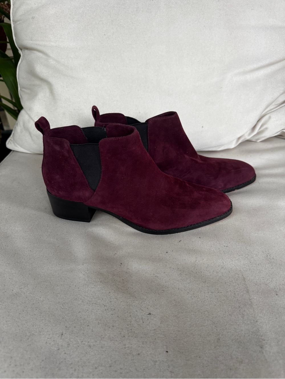 Sole Society Burgundy Suede Chelsea Ankle Booties – Size 10M / 42